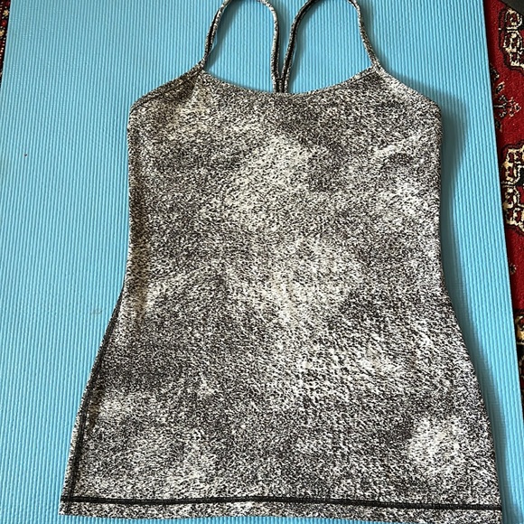 Lululemon Power Y tank top, size 8 - Picture 3 of 8